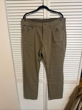 Slim Stretch Chinos in Olive - Men